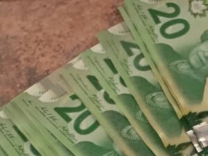 Counterfeit $20 CAD Bills